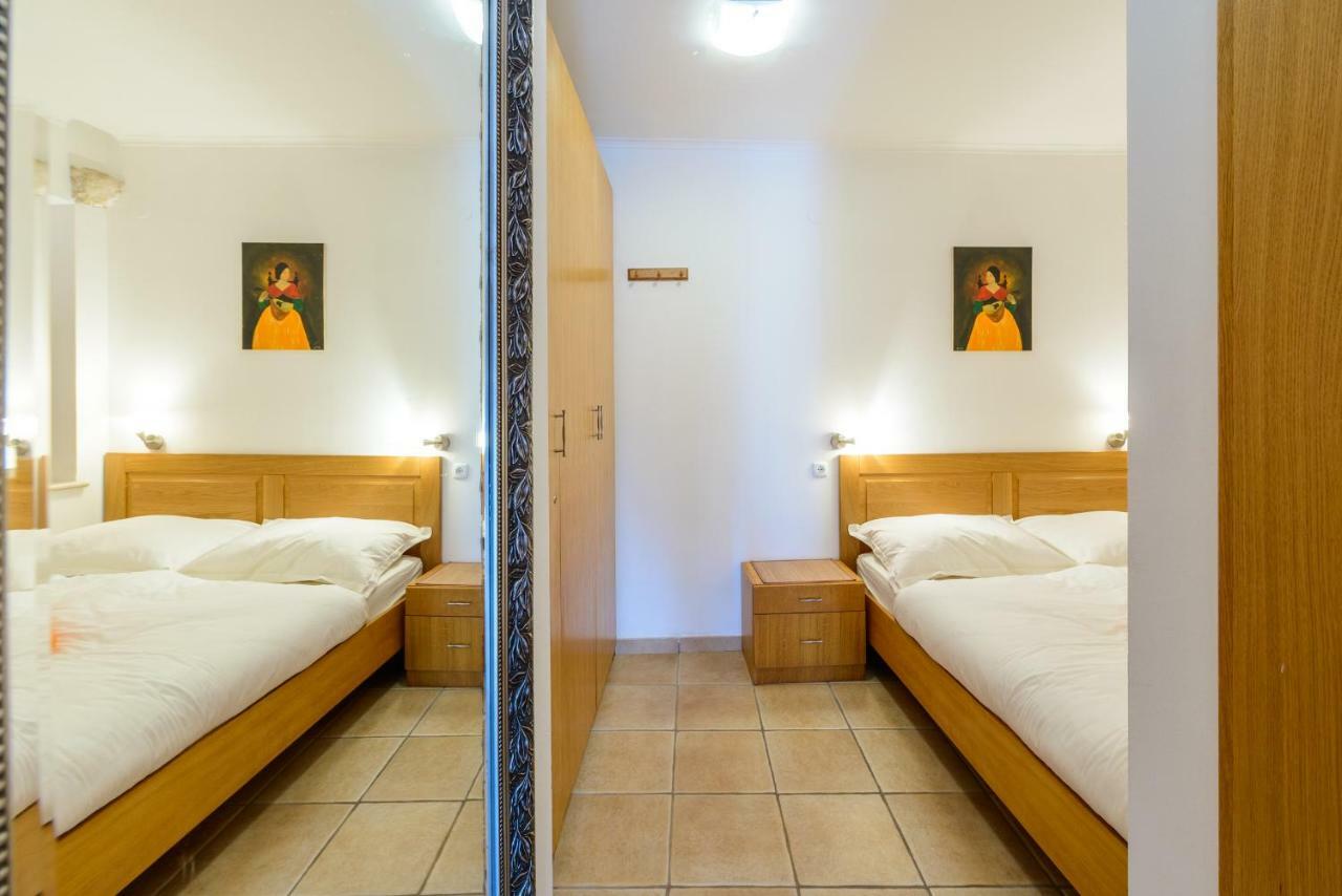 Apartments Petar 챠브타트 외부 사진