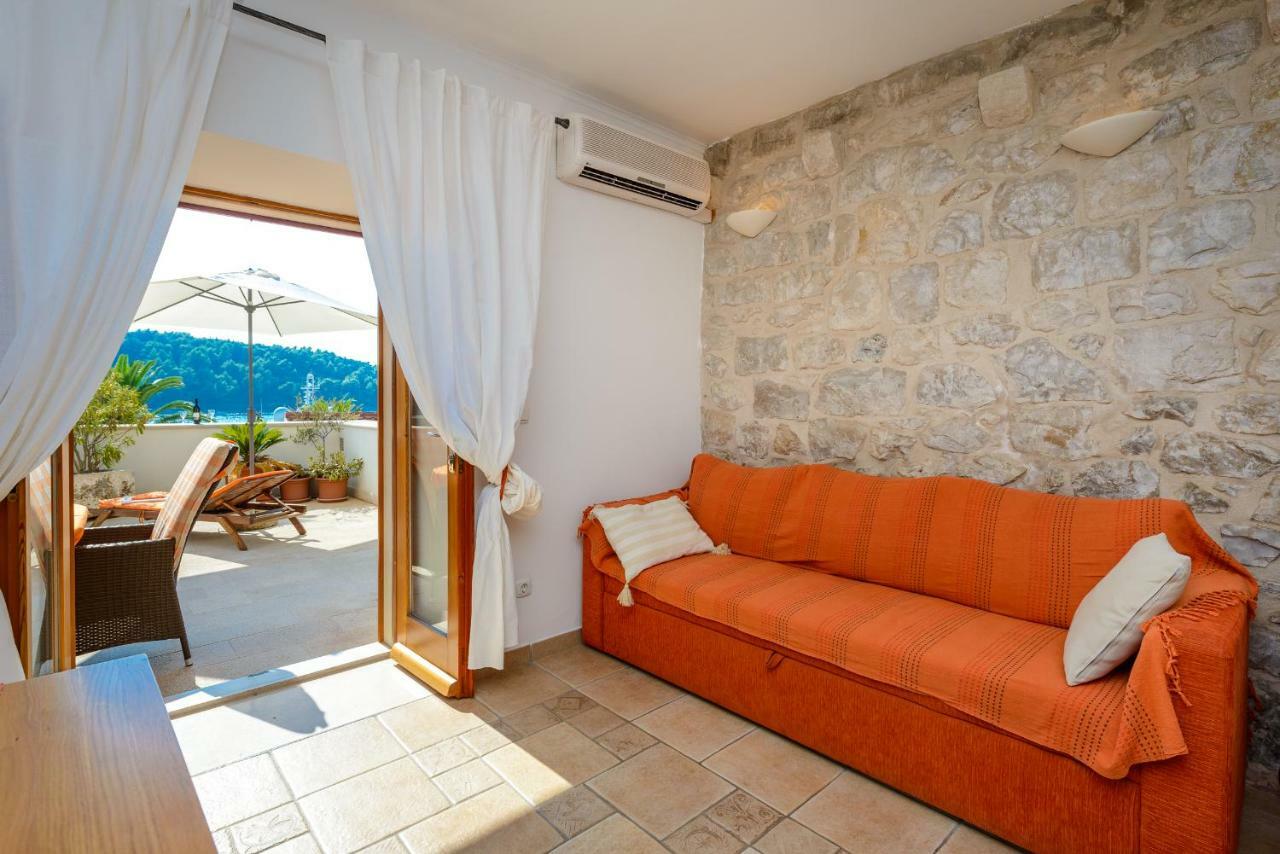 Apartments Petar 챠브타트 외부 사진