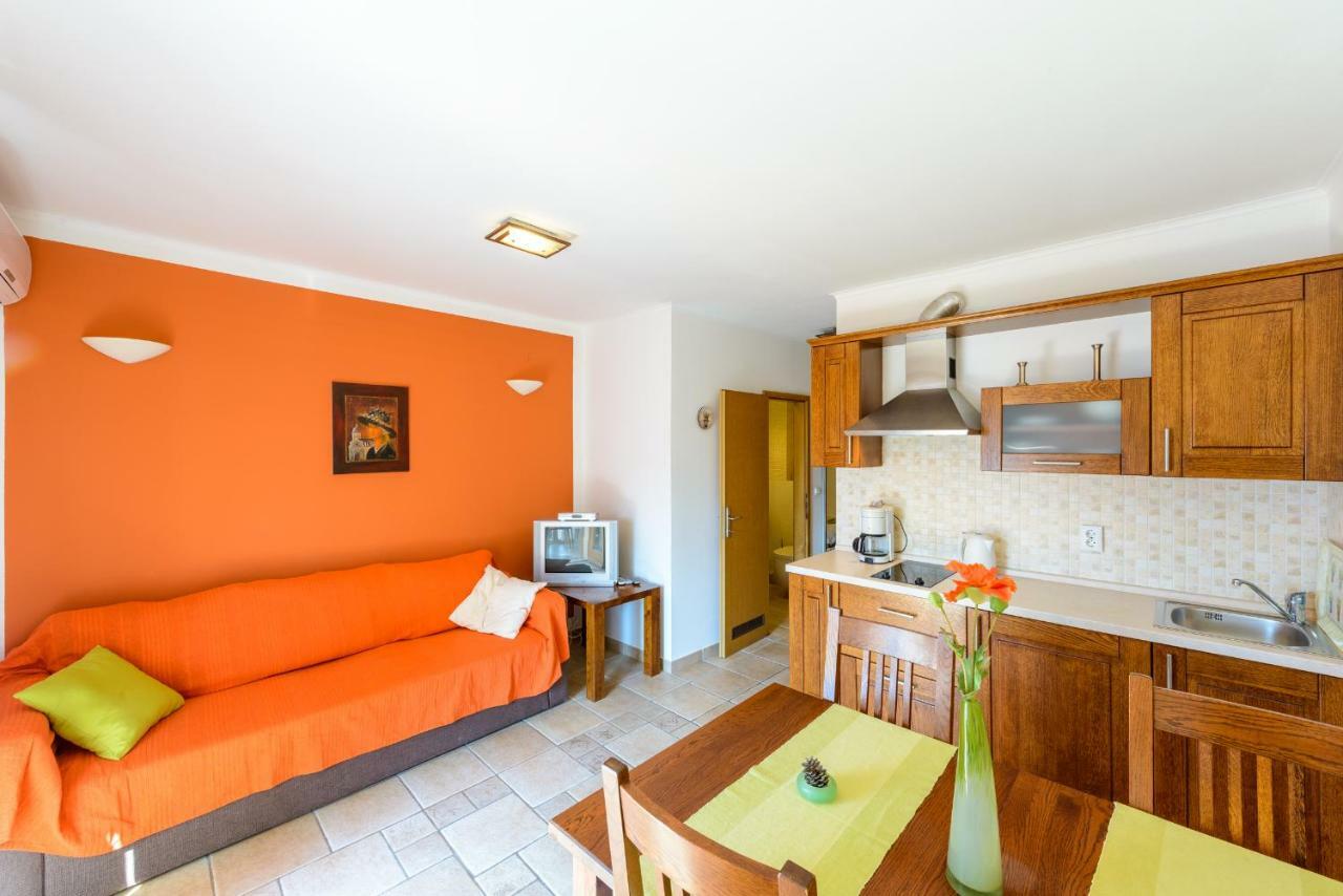 Apartments Petar 챠브타트 외부 사진
