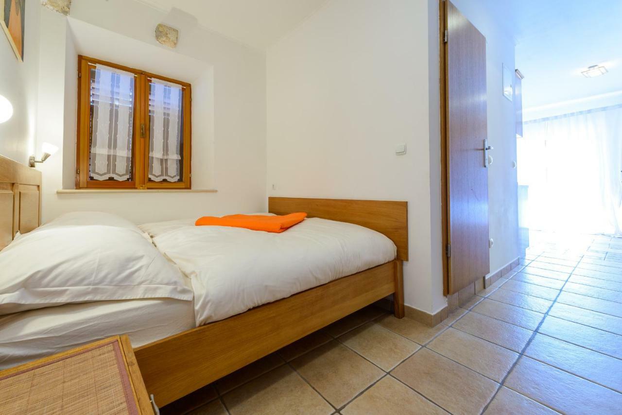 Apartments Petar 챠브타트 외부 사진
