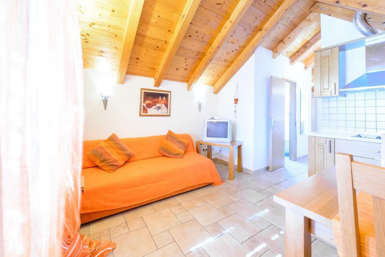 Apartments Petar 챠브타트 외부 사진
